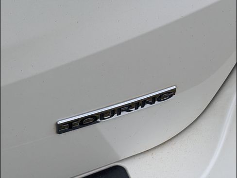 Used 2019 Honda Odyssey Touring image 8