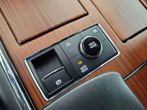 Used 2023 Lincoln Navigator L Reserve image 28