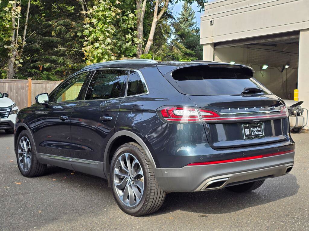 Used 2022 Lincoln Nautilus Reserve w/ Equipment Group 201A AWD/4WD image 7