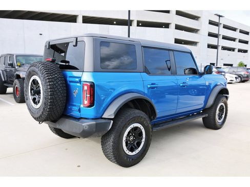 Used 2024 Ford Bronco Outer Banks w/ Sasquatch Package AWD/4WD image 7
