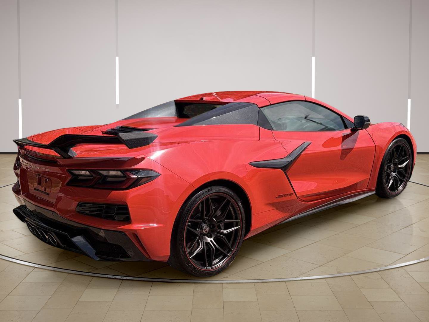 Used 2023 Chevrolet Corvette Z06 w/ Z07 Performance Package RWD image 32