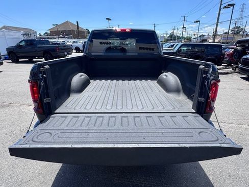 Used 2025 RAM 2500 Big Horn AWD/4WD image 7
