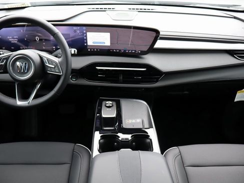 New 2025 Buick Enclave Preferred image 8
