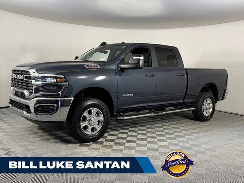 Used 2025 RAM 2500 Big Horn AWD/4WD image 1