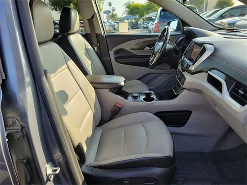 Used 2019 GMC Terrain SLT w/ Preferred Package image 17