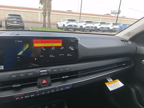 New 2026 Kia K4 FWD image 9