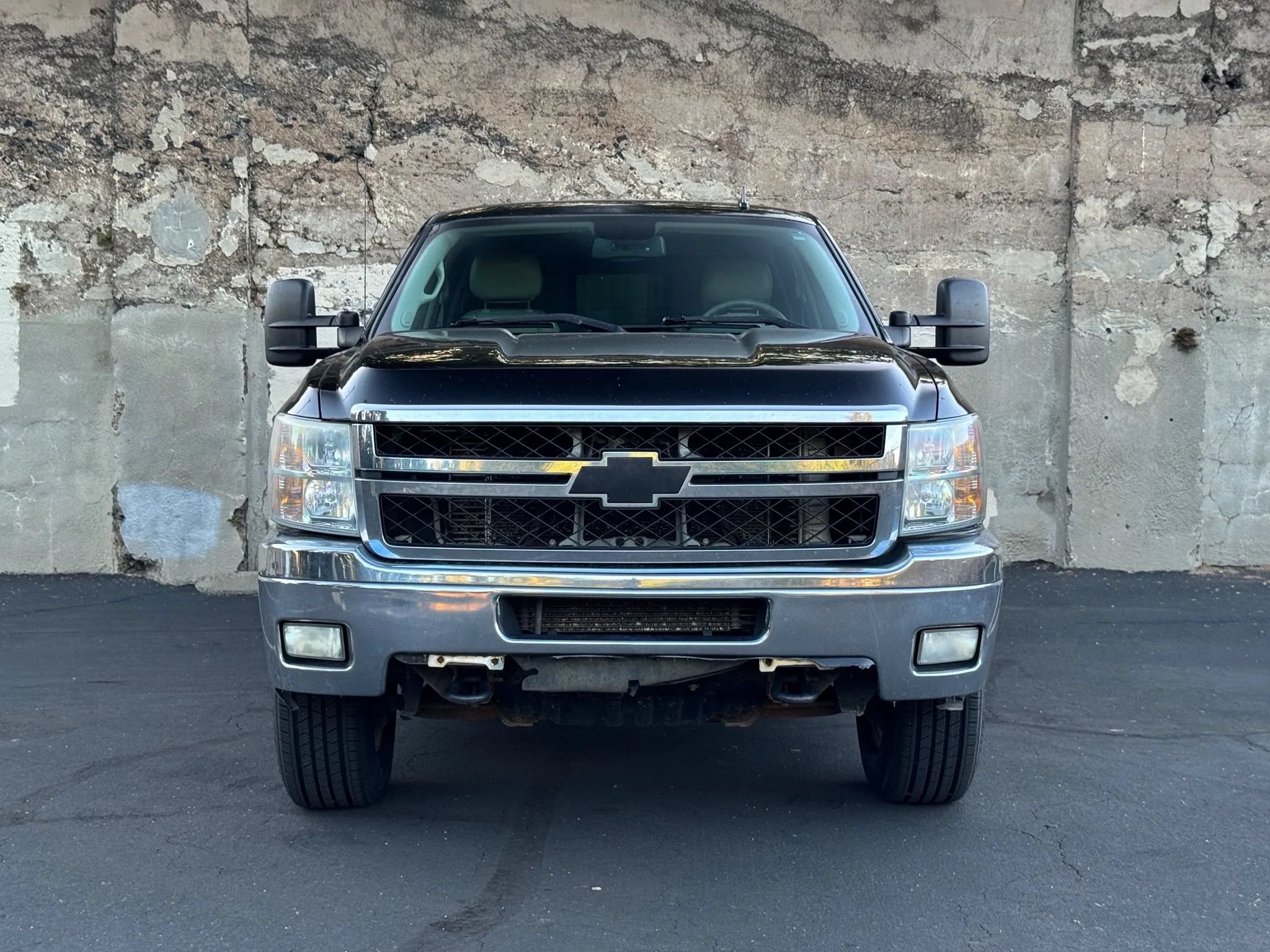 Used 2012 Chevrolet Silverado 2500 LTZ w/ LTZ Plus Package AWD/4WD image 9