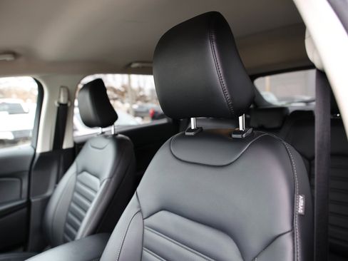 Certified 2022 Ford Edge SEL w/ Convenience Package image 21