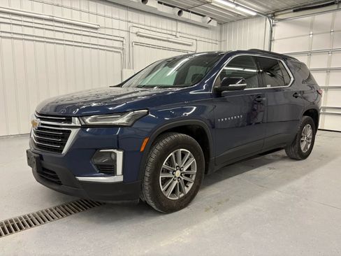 Used 2022 Chevrolet Traverse LT FWD image 20