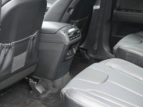 Used 2025 Hyundai Palisade Calligraphy image 30