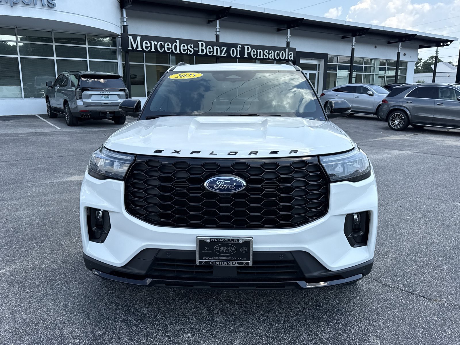Used 2025 Ford Explorer ST-Line w/ Premium Package AWD/4WD image 8