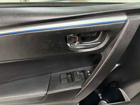 Used 2016 Toyota Corolla S image 15