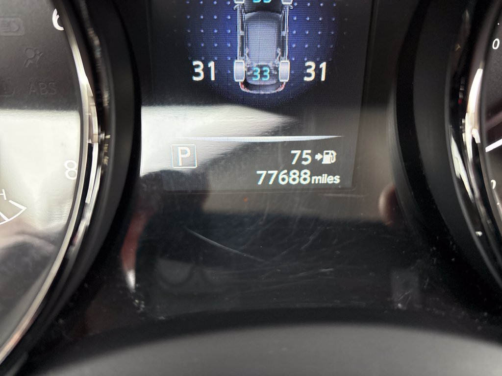 Used 2017 Nissan Rogue SV AWD/4WD image 16