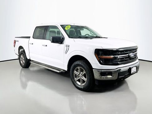 Used 2025 Ford F150 XLT w/ Equipment Group 301A Standard image 3