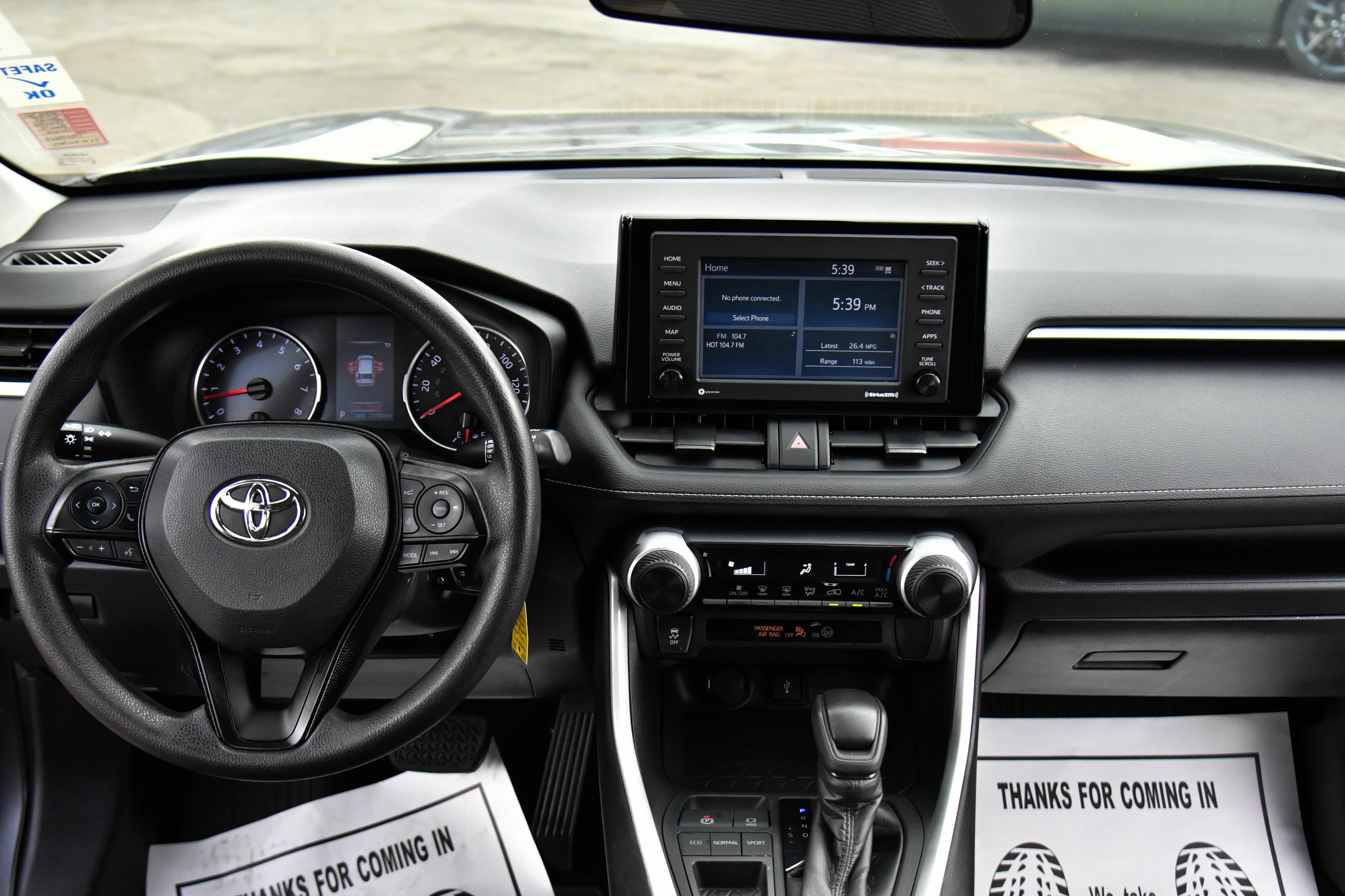 Used 2021 Toyota RAV4 LE FWD image 31