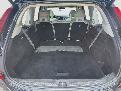 Used 2020 Volvo XC90 T6 Momentum AWD/4WD image 32