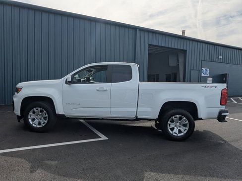 Used 2022 Chevrolet Colorado LT w/ Fleet Safety Package image 10