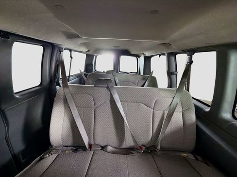 Used 2011 Chevrolet Express 1500 LT w/ LT Preferred Equipment Group image 20