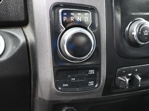 Used 2022 RAM 1500 Tradesman w/ Chrome Appearance Group AWD/4WD image 15