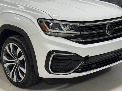 Used 2020 Volkswagen Atlas Cross Sport SEL R-Line FWD image 3