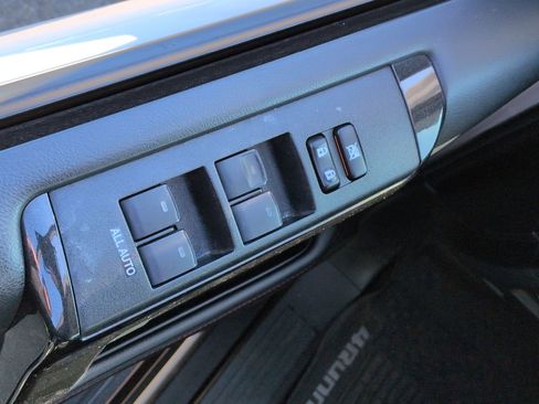 Used 2019 Toyota 4Runner TRD Off-Road Premium image 15