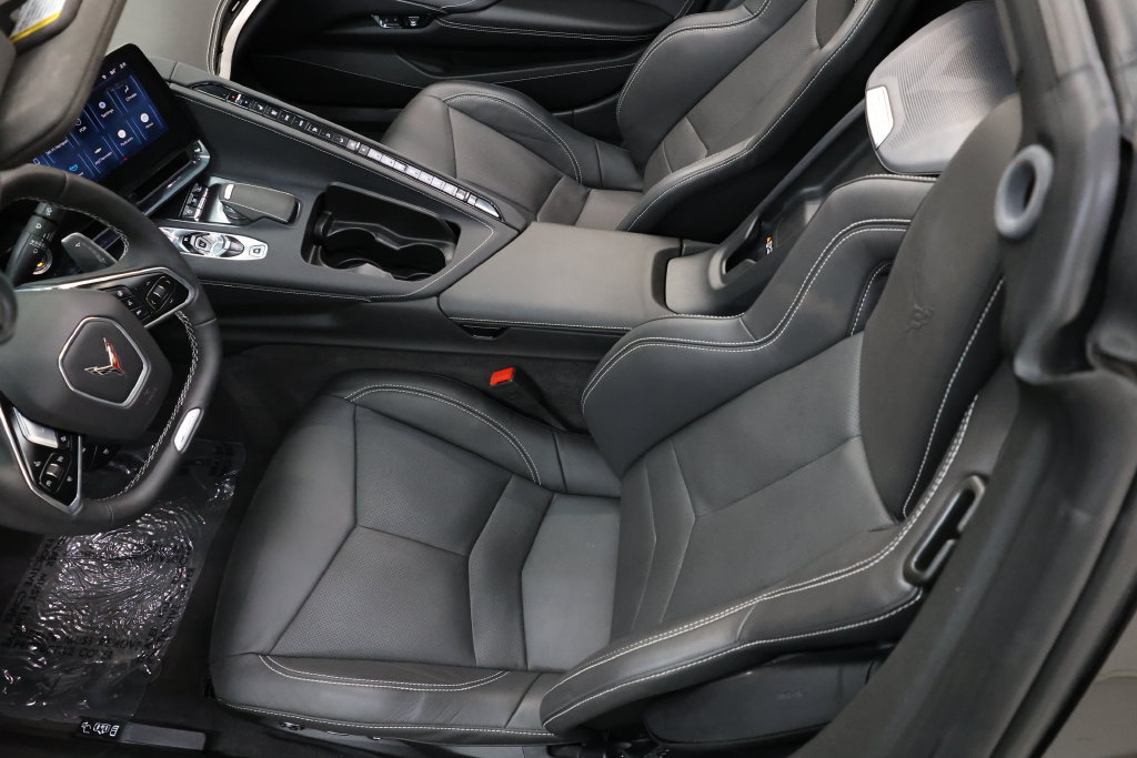 Used 2024 Chevrolet Corvette Z06 w/ Stealth Interior Trim Package RWD image 99