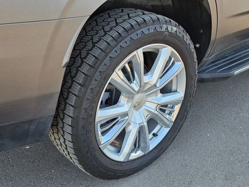 Certified 2021 Chevrolet Tahoe High Country AWD/4WD image 14