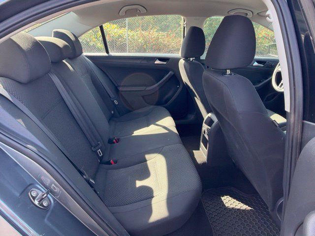 Used 2014 Volkswagen Jetta S FWD image 10