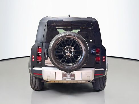 Certified 2025 Land Rover Defender 110 S AWD/4WD image 4