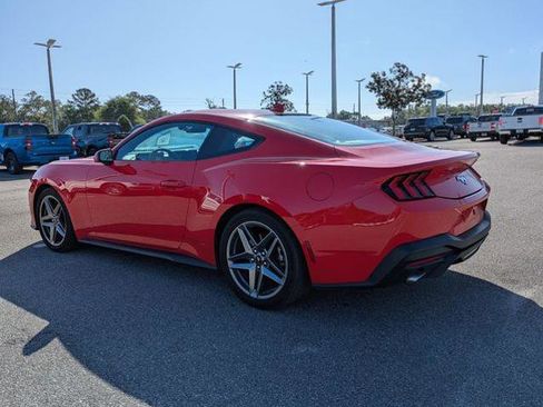 Certified 2024 Ford Mustang Coupe RWD image 5