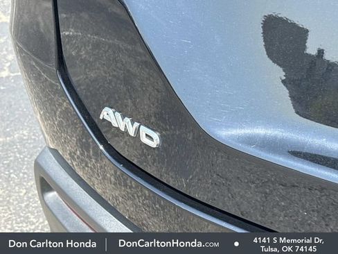 Used 2025 Honda Pilot Touring image 6