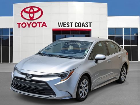 Used 2024 Toyota Corolla LE FWD image 1