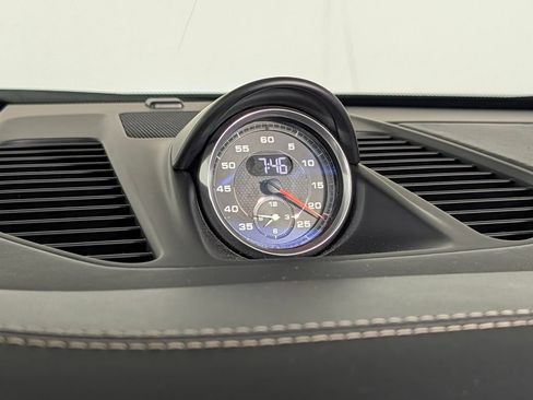 Used 2017 Porsche 911 Carrera RWD image 27