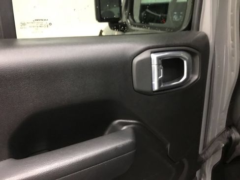 Used 2022 Jeep Wrangler Unlimited Sport AWD/4WD image 14