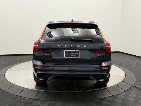 Certified 2024 Volvo XC60 B5 Plus w/ Protection Package Premier AWD/4WD image 5