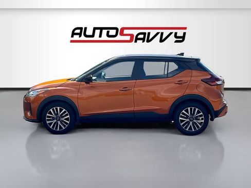 Used 2022 Nissan Kicks SV FWD image 4