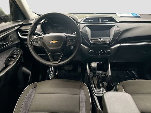 Used 2023 Chevrolet TrailBlazer LS FWD image 23