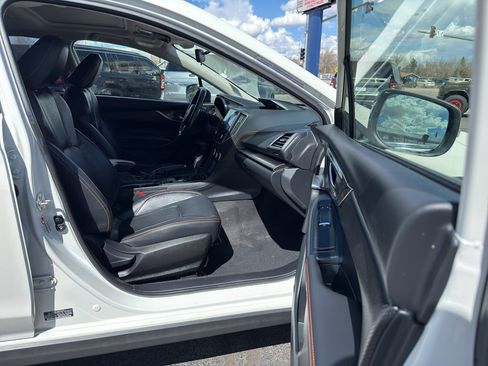 Used 2019 Subaru Crosstrek 2.0i Limited w/ Moonroof Package w/Navigation AWD/4WD image 16