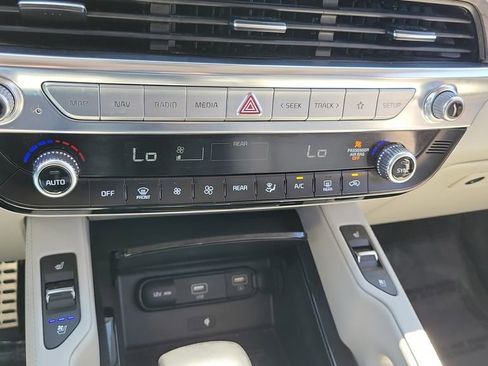 Used 2022 Kia Telluride SX w/ SX Prestige Package AWD/4WD image 23