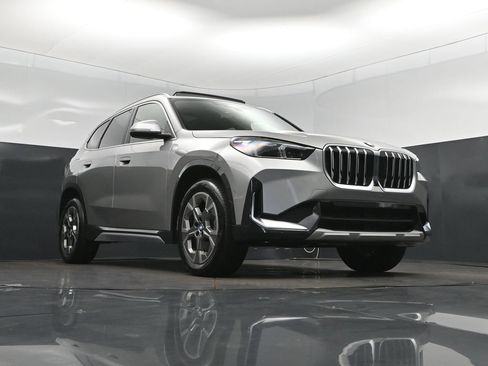 Certified 2025 BMW X1 xDrive28i AWD/4WD image 44