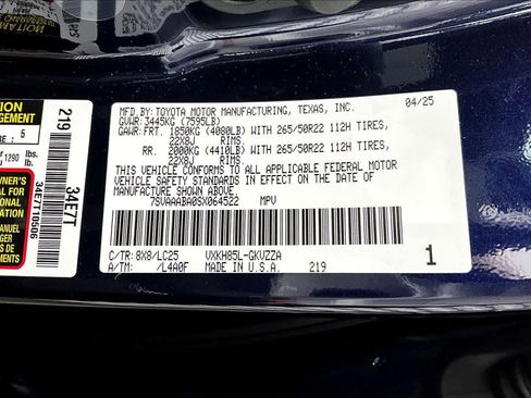 Certified 2025 Toyota Sequoia Capstone image 33