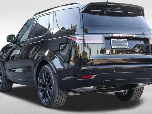 New 2026 Land Rover Discovery Dynamic SE AWD/4WD image 6
