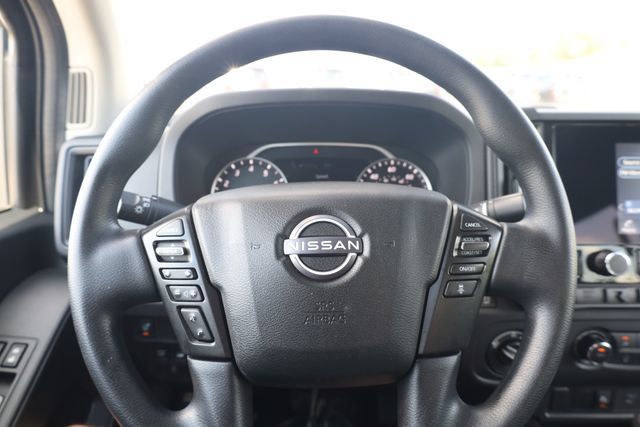Used 2025 Nissan Frontier S AWD/4WD image 14