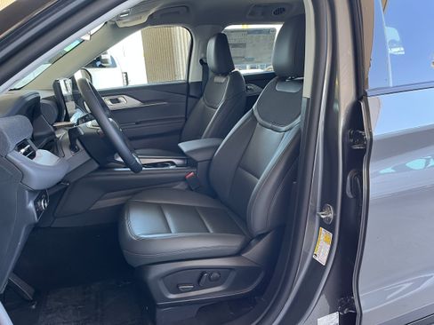 New 2026 Ford Explorer Active w/ Active Comfort Package AWD/4WD image 36