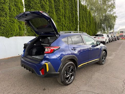 Used 2024 Subaru Crosstrek 2.5i Sport AWD/4WD image 10