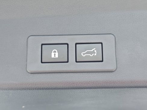 Used 2023 Subaru Ascent Touring image 25