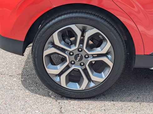 Used 2025 Kia Soul EX image 7