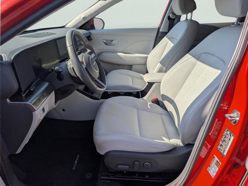 Used 2024 Hyundai Kona Limited FWD image 10