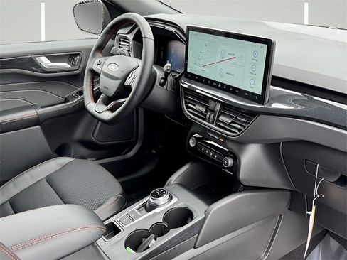New 2025 Ford Escape ST-Line w/ Tech Pack #1 image 6