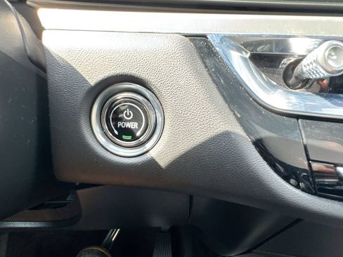 Used 2024 Cadillac Lyriq Sport RWD image 22